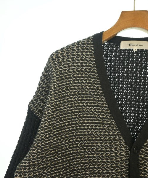 Time is on 開襟衫