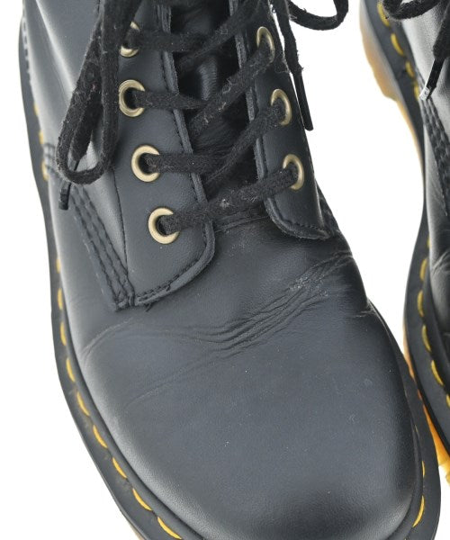 Dr.Martens 靴子