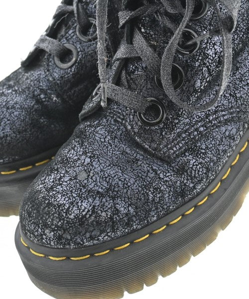 Dr.Martens 靴子