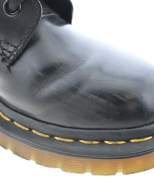 Dr.Martens 靴子