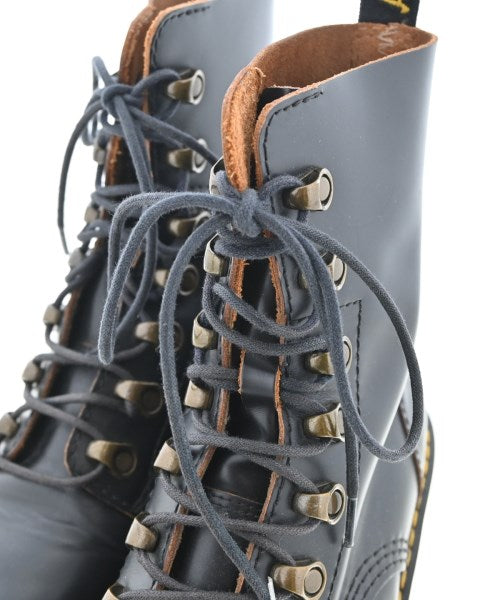 Dr.Martens 靴子