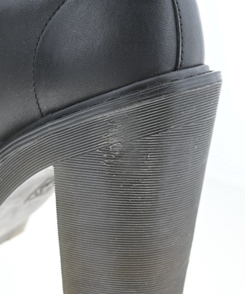 Dr.Martens 靴子