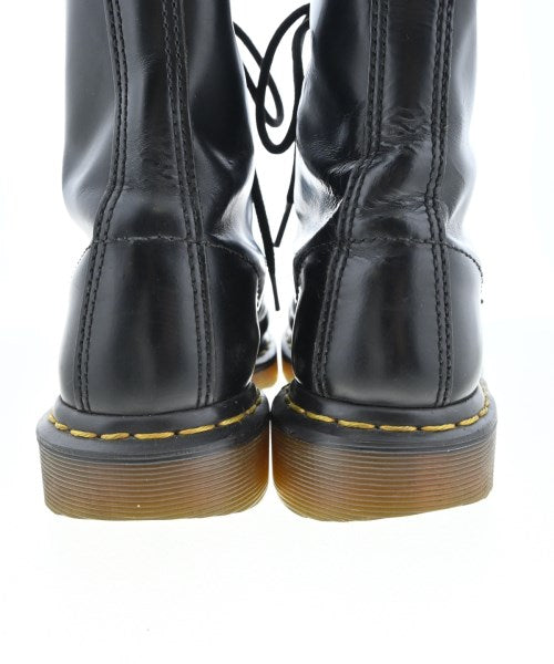 Dr.Martens 靴子