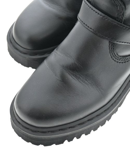 Dr.Martens 靴子