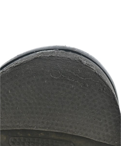 Dr.Martens 涼鞋