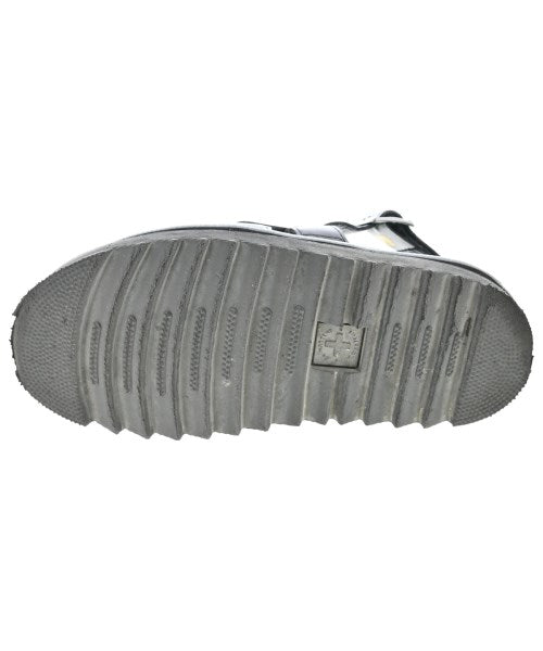 Dr.Martens 涼鞋