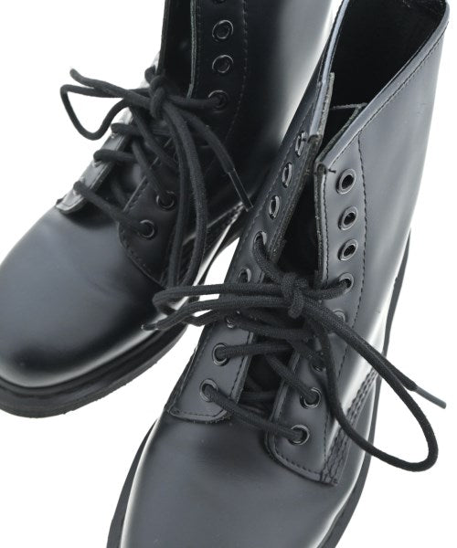 Dr.Martens 靴子
