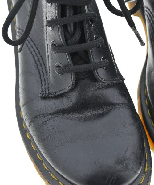 Dr.Martens 靴子