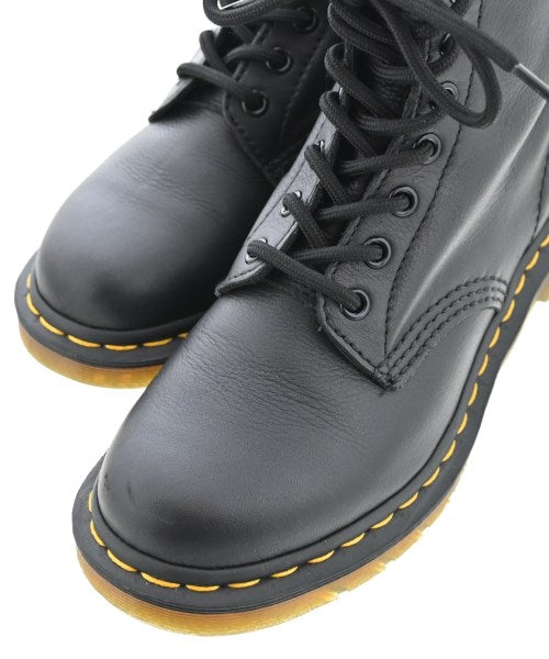 Dr.Martens 靴子