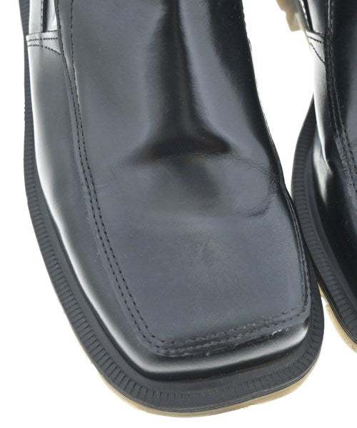 Dr.Martens 靴子