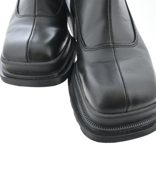 Dr.Martens 靴子
