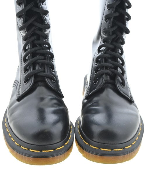 Dr.Martens 靴子