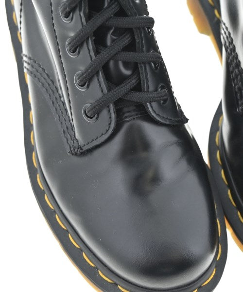 Dr.Martens 靴子