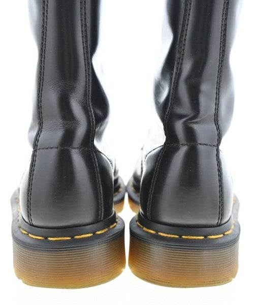 Dr.Martens 靴子