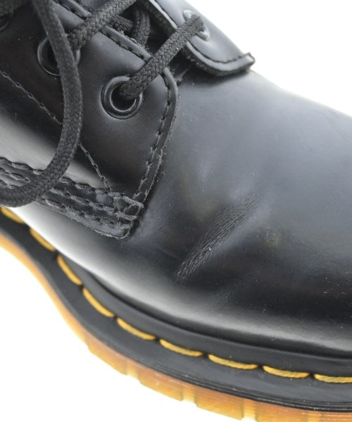 Dr.Martens 靴子