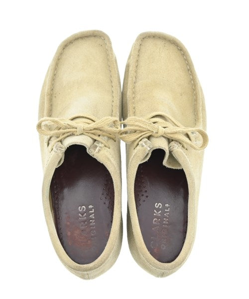 clarks 靴子