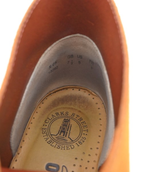 clarks 靴子