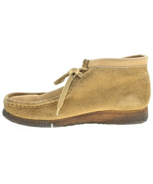 clarks 靴子