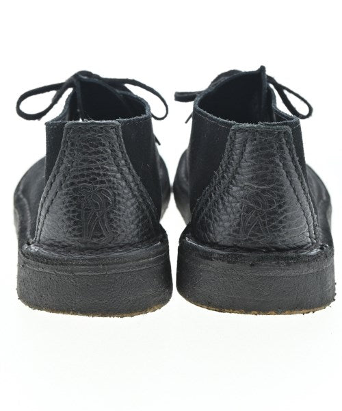 clarks 靴子