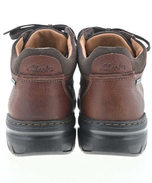 clarks 靴子