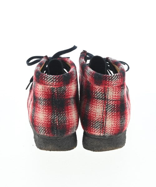 clarks 靴子