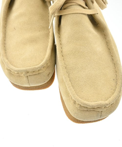 clarks 靴子