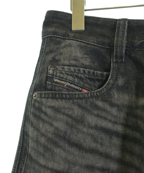 DIESEL 牛仔褲