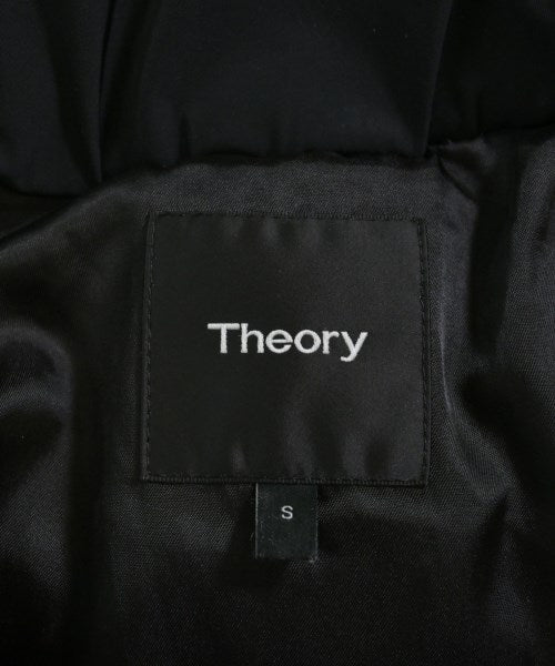 Theory 羽絨夾克/背心