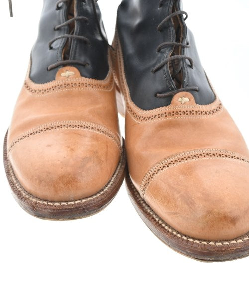 foot the coacher 靴子