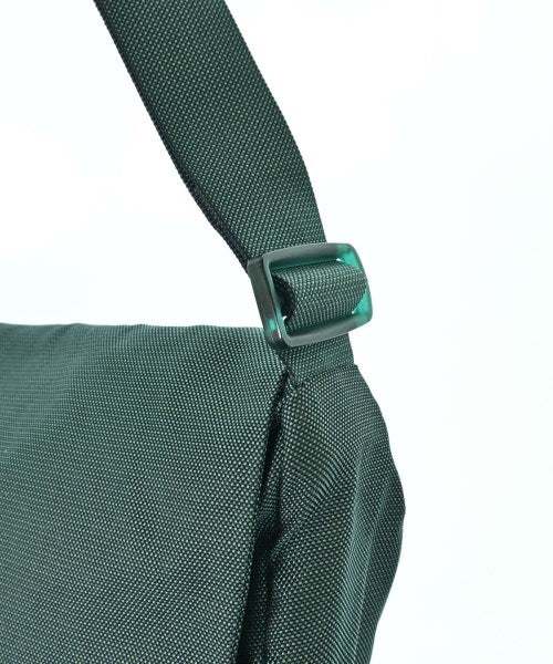 MANDARINA DUCK 肩背包