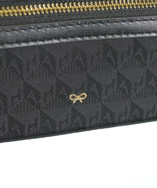 ANYA HINDMARCH 肩背包