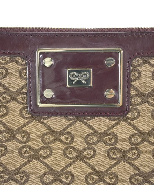 ANYA HINDMARCH 肩背包