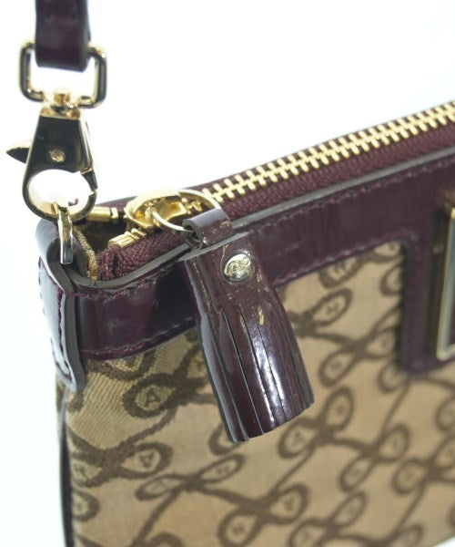 ANYA HINDMARCH 肩背包