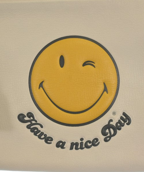 ANYA HINDMARCH 手拿包