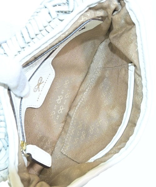 ANYA HINDMARCH 手拿包