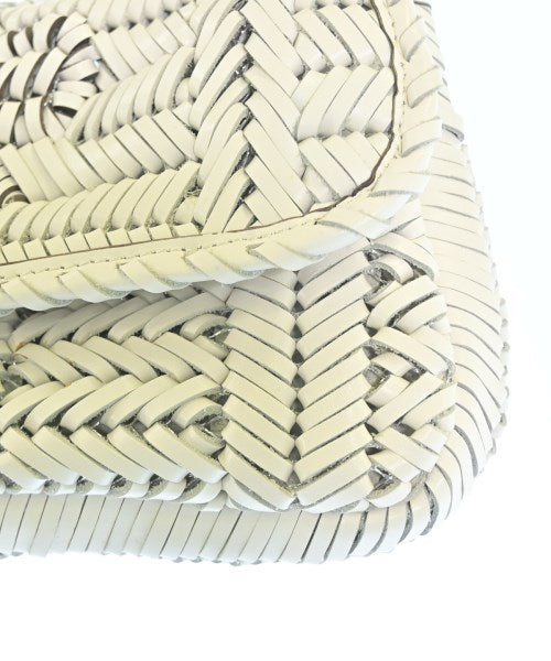 ANYA HINDMARCH 手拿包