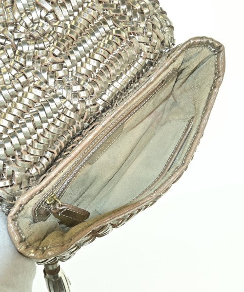 ANYA HINDMARCH 手拿包