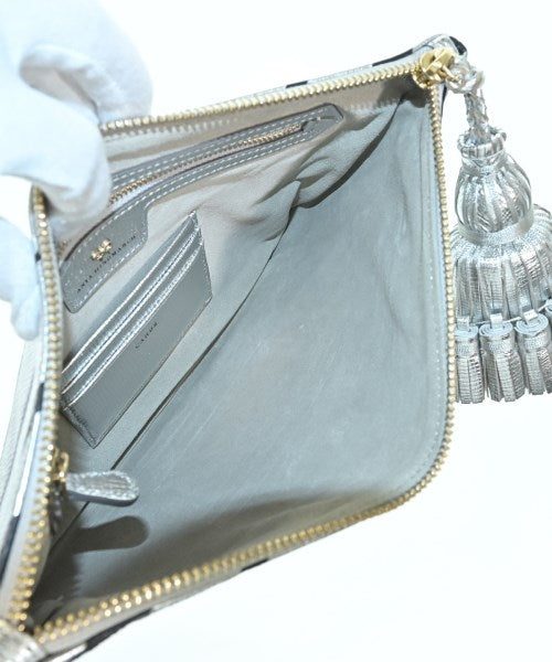ANYA HINDMARCH 手拿包
