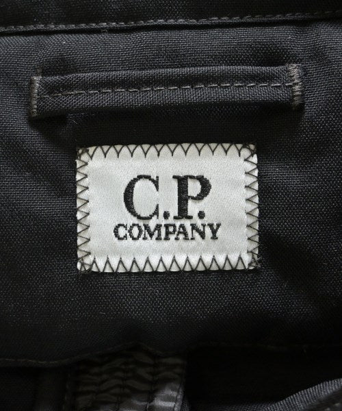 C.P COMPANY 羽絨夾克/背心