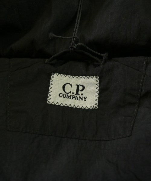 C.P COMPANY 羽絨夾克/背心