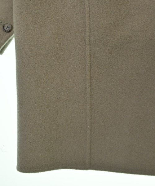 MOGA 支撐領外套