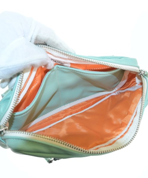 ESSENTIAL DESIGNS 其他包款