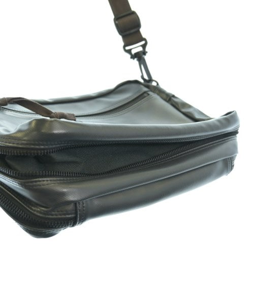 LUGGAGE LABEL 肩背包