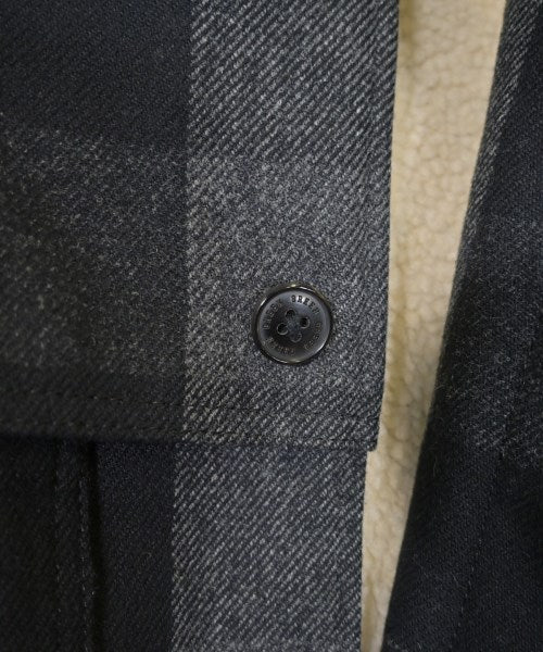 green 支撐領外套