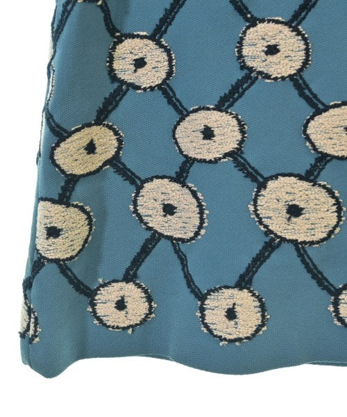 mina perhonen 膝上裙