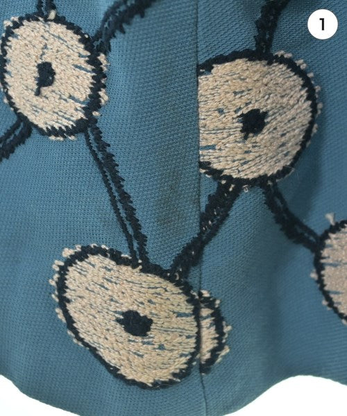 mina perhonen 膝上裙