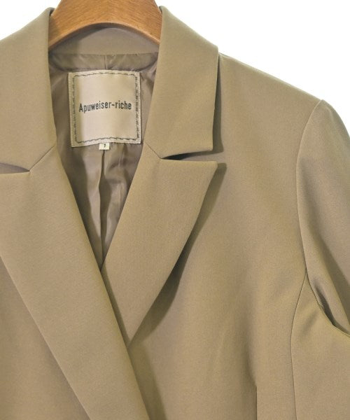 Apuweiser-riche 西裝外套