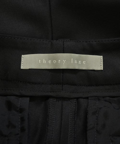 theory luxe 長褲