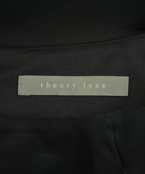 theory luxe 膝上裙