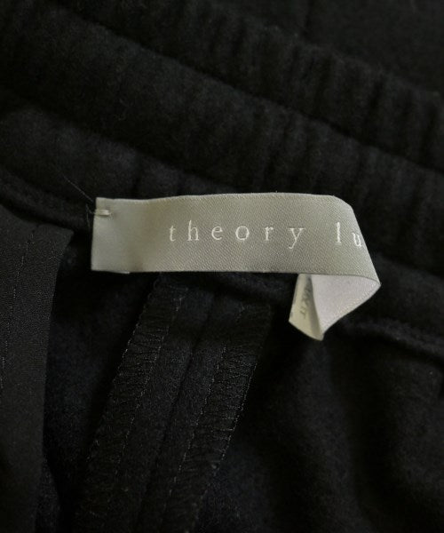 theory luxe 長褲